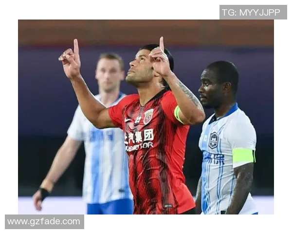 上海足球队在选拔赛中以88分稳居积分榜首位展现强劲实力 上海足球队在选拔赛中以88分稳居积分榜首位展现强劲实力