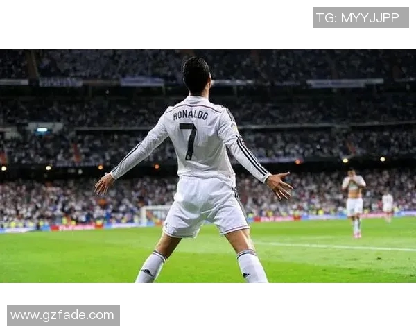 最有气势的足球明星盘点他们如何在绿茵场上展现无与伦比的魅力与实力 最有气势的足球明星盘点他们如何在绿茵场上展现无与伦比的魅力与实力