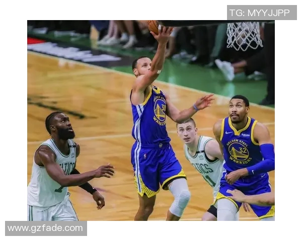 杭州篮球队在总决赛积分榜上以58分稳居第一名展现强大实力