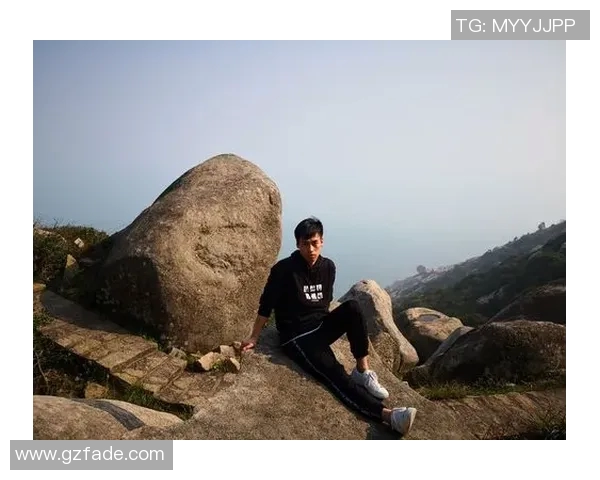 杭州足球队转型之路揭秘精英赛背后的奋斗与希望 杭州足球队转型之路揭秘精英赛背后的奋斗与希望